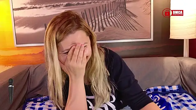 Snapshot of BigBoobsARRI chatting on 22, 3, 2025 BigBoobsARRI online show from 22, 3, 2025