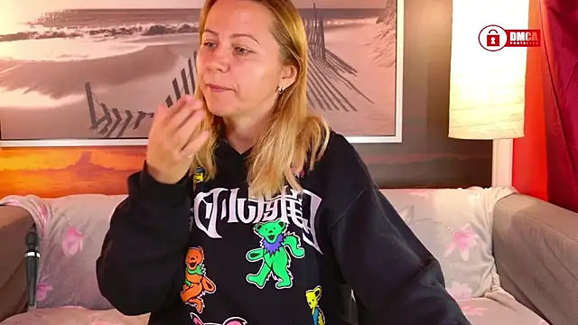 Snapshot of BigBoobsARRI chatting on 7, 10, 2025 BigBoobsARRI online show from 7, 10, 2025