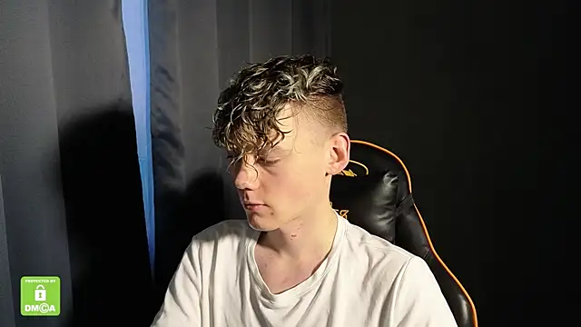 Snapshot of Keytaro chatting on 8, 1, 2026 Keytaro online show from 8, 1, 2026