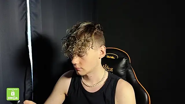 Snapshot of Keytaro chatting on 19, 1, 2026 Keytaro online show from 19, 1, 2026