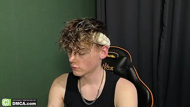 Snapshot of Keytaro chatting on 23, 2, 2026 Keytaro online show from 23, 2, 2026