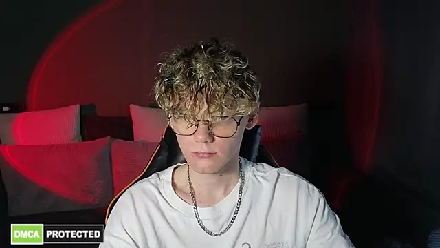 Keytaro online show from 15, 4, 2026