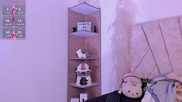 Kaela18 online show from 2, 12, 2024