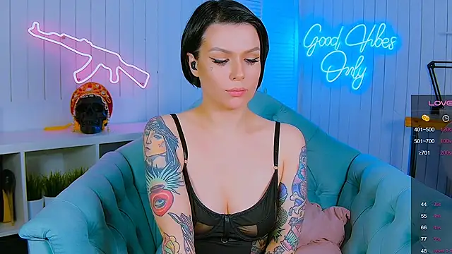 Snapshot of My_toys_pink chatting on 13, 3, 2025 My toys pink online show from 13, 3, 2025