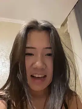 Snapshot of Kim_SLO chatting on 8, 12, 2024 Kim SLO online show from 8, 12, 2024