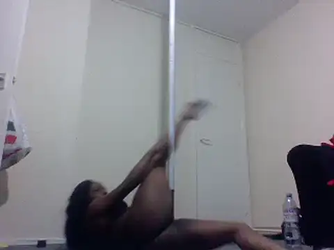 Snapshot of Cinderella_Jewels_ chatting on 19, 1, 2025 Cinderella Jewels online show from 19, 1, 2025