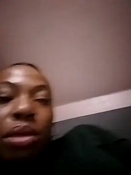 Snapshot of Cinderella_Jewels_ chatting on 1, 3, 2025 Cinderella Jewels online show from 1, 3, 2025