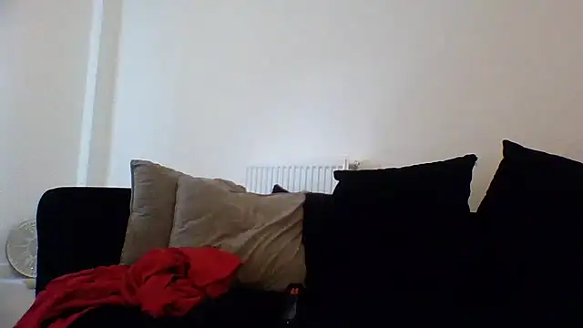 Snapshot of Cinderella_Jewels_ chatting on 12, 9, 2025 Cinderella Jewels online show from 12, 9, 2025