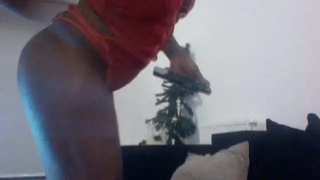 Snapshot of Cinderella_Jewels_ chatting on 29, 11, 2025 Cinderella Jewels online show from 29, 11, 2025