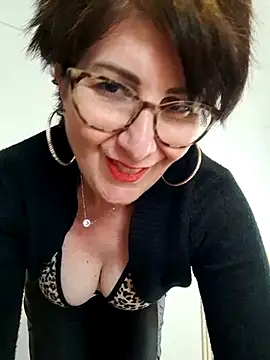 Viola8p online show from 17, 5, 2026