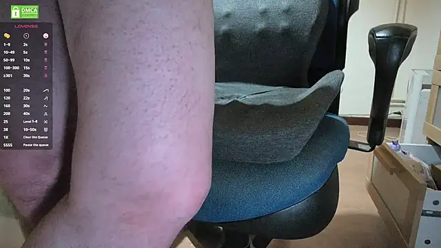 Papi Loveclits online show from 29, 4, 2026