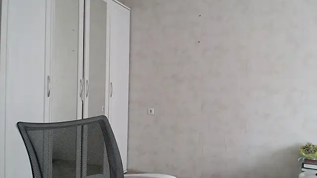 Devil Goddess online show from 17, 3, 2025