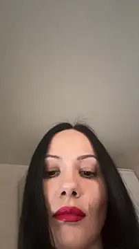 Devil Goddess online show from 6, 11, 2025