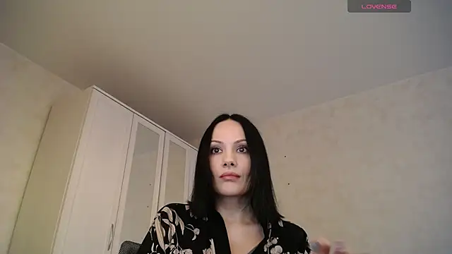 Devil Goddess online show from 28, 11, 2025