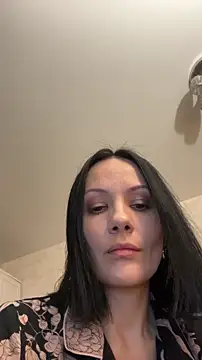 Devil Goddess online show from 29, 11, 2025