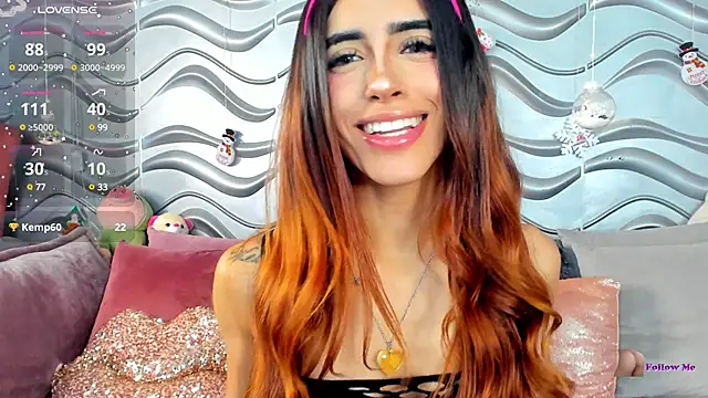 Snapshot of StormiRusso chatting on 10, 12, 2024 StormiRusso online show from 10, 12, 2024