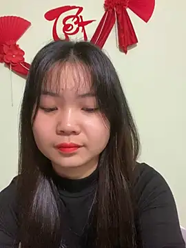 Maeve2k5 online show from 6, 2, 2025