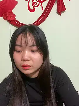 Maeve2k5 online show from 12, 2, 2025