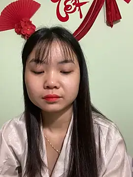 Maeve2k5 online show from 14, 2, 2025