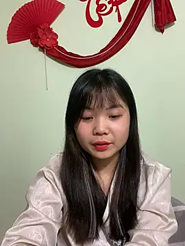 Maeve2k5 online show from 20, 2, 2025