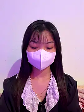 Maeve2k5 online show from 10, 11, 2025