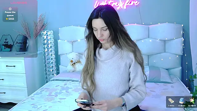 Snapshot of VioletUmi chatting on 25, 1, 2025 VioletUmi online show from 25, 1, 2025