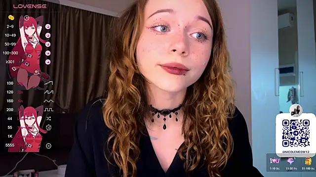 Snapshot of _SofiaBrown chatting on 14, 11, 2025 SofiaBrown online show from 14, 11, 2025