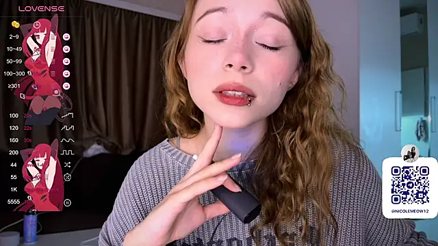 Snapshot of _SofiaBrown chatting on 27, 11, 2025 SofiaBrown online show from 27, 11, 2025