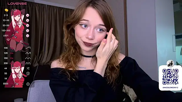 Snapshot of _SofiaBrown chatting on 19, 12, 2025 SofiaBrown online show from 19, 12, 2025