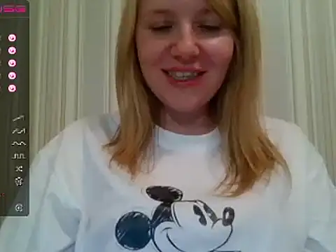 urbadkitty online show from 24, 1, 2025