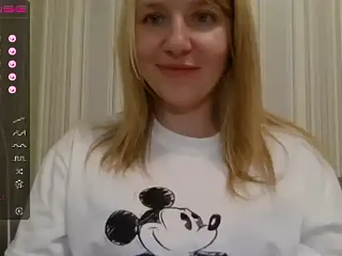 urbadkitty online show from 1, 3, 2025