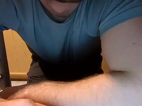 Snapshot of rugbyboy22 chatting on 14, 11, 2025 rugbyboy22 online show from 14, 11, 2025