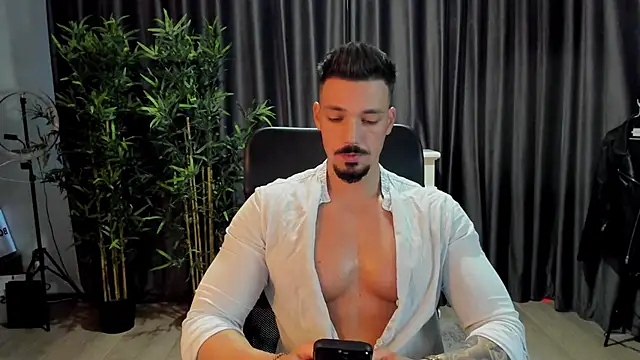 Snapshot of HaydenSpearss chatting on 12, 1, 2025 HaydenSpearss online show from 12, 1, 2025