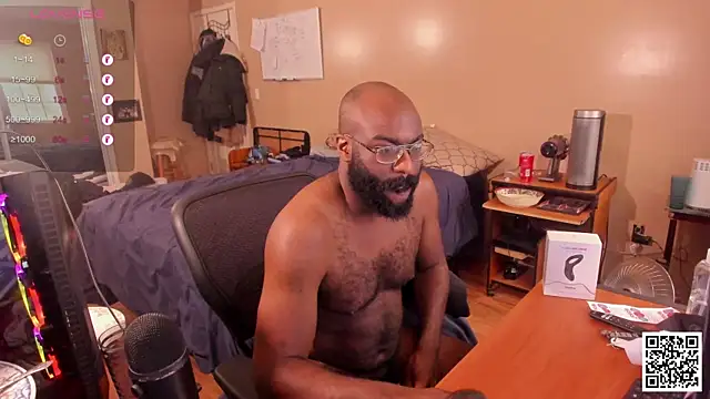 MrChuckDailyXXX online show from 10, 12, 2024