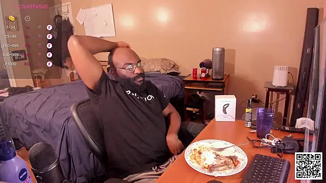 MrChuckDailyXXX online show from 11, 12, 2024