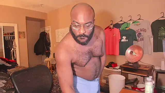 MrChuckDailyXXX online show from 13, 1, 2026