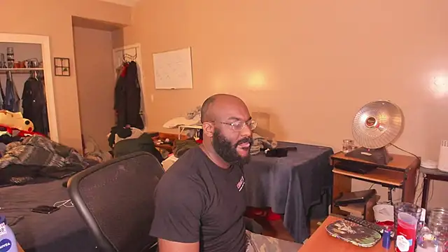 MrChuckDailyXXX online show from 1, 3, 2026