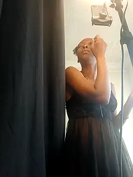 C0ffeecoolatte online show from 16, 4, 2026