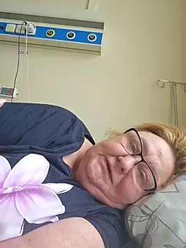 Awn290668 online show from 3, 2, 2025