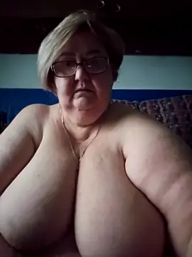 Awn290668 online show from 23, 9, 2025