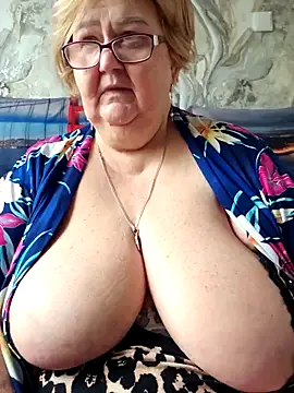 Awn290668 online show from 16, 11, 2025