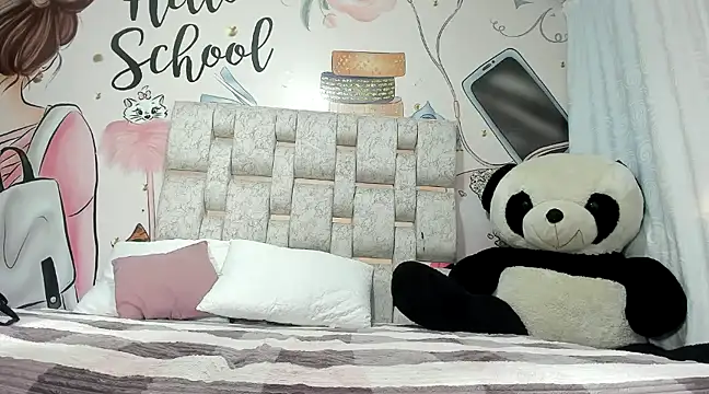 Snapshot of EMMA_SWEETT1 chatting on 18, 1, 2025 EMMA SWEETT1 online show from 18, 1, 2025