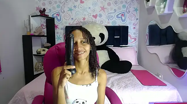 Snapshot of EMMA_SWEETT1 chatting on 19, 1, 2025 EMMA SWEETT1 online show from 19, 1, 2025