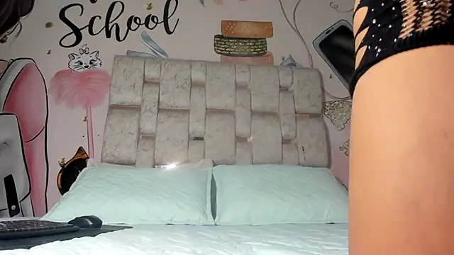 Snapshot of EMMA_SWEETT1 chatting on 20, 3, 2025 EMMA SWEETT1 online show from 20, 3, 2025