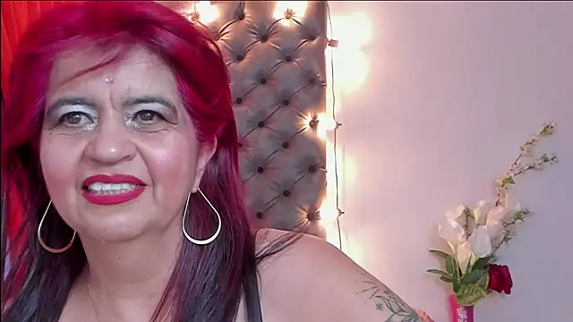Snapshot of RoxetteMature chatting on 27, 1, 2025 RoxetteMature online show from 27, 1, 2025