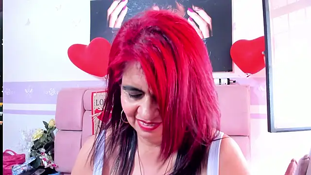 Snapshot of RoxetteMature chatting on 8, 2, 2025 RoxetteMature online show from 8, 2, 2025