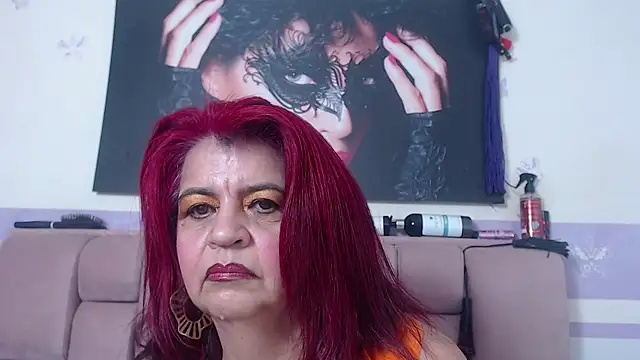 Snapshot of RoxetteMature chatting on 6, 10, 2025 RoxetteMature online show from 6, 10, 2025