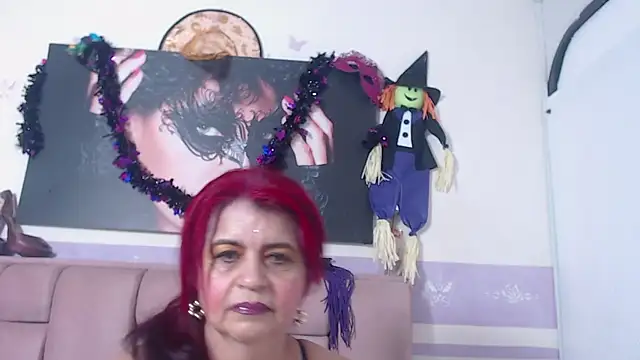 Snapshot of RoxetteMature chatting on 19, 10, 2025 RoxetteMature online show from 19, 10, 2025