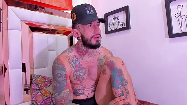 dilan scootk  online show from 11, 4, 2026