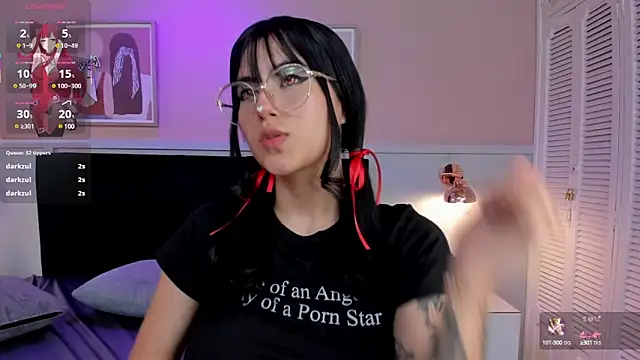 Snapshot of naoko_kirino chatting on 7, 3, 2025 naoko kirino online show from 7, 3, 2025